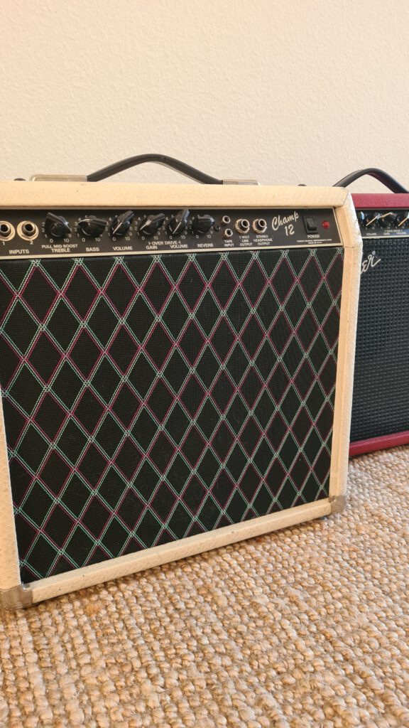 Modded Fender Champ12 Amps in verschiedenen Farben